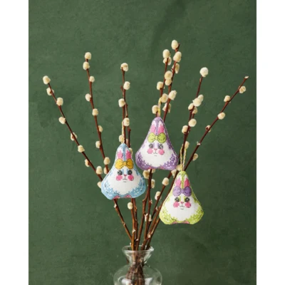 Conigli pasquali con fiocco confezione da 3 6 x 7 cm
