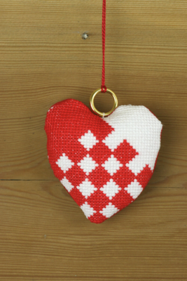 Kit da ricamo Cuore intrecciato 8 x 8 cm