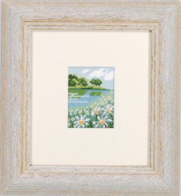 Kit Ricamo Margherita Campo 6,5 x 5 cm