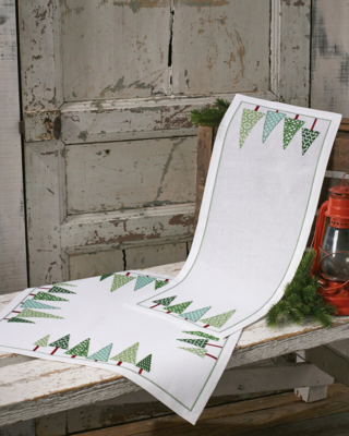 Kit da Ricamo Alberi di Natale in Fila 28 x 74 cm