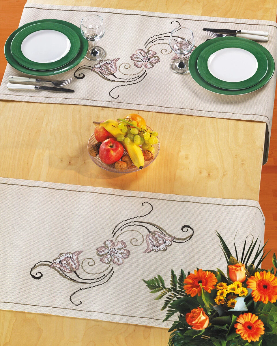 Partner runner 44x119 cm – Bellissimo kit da ricamo. Acquista qui