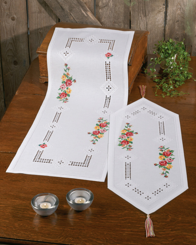 Kit da Ricamo Hardanger con rose 38 x 101 cm