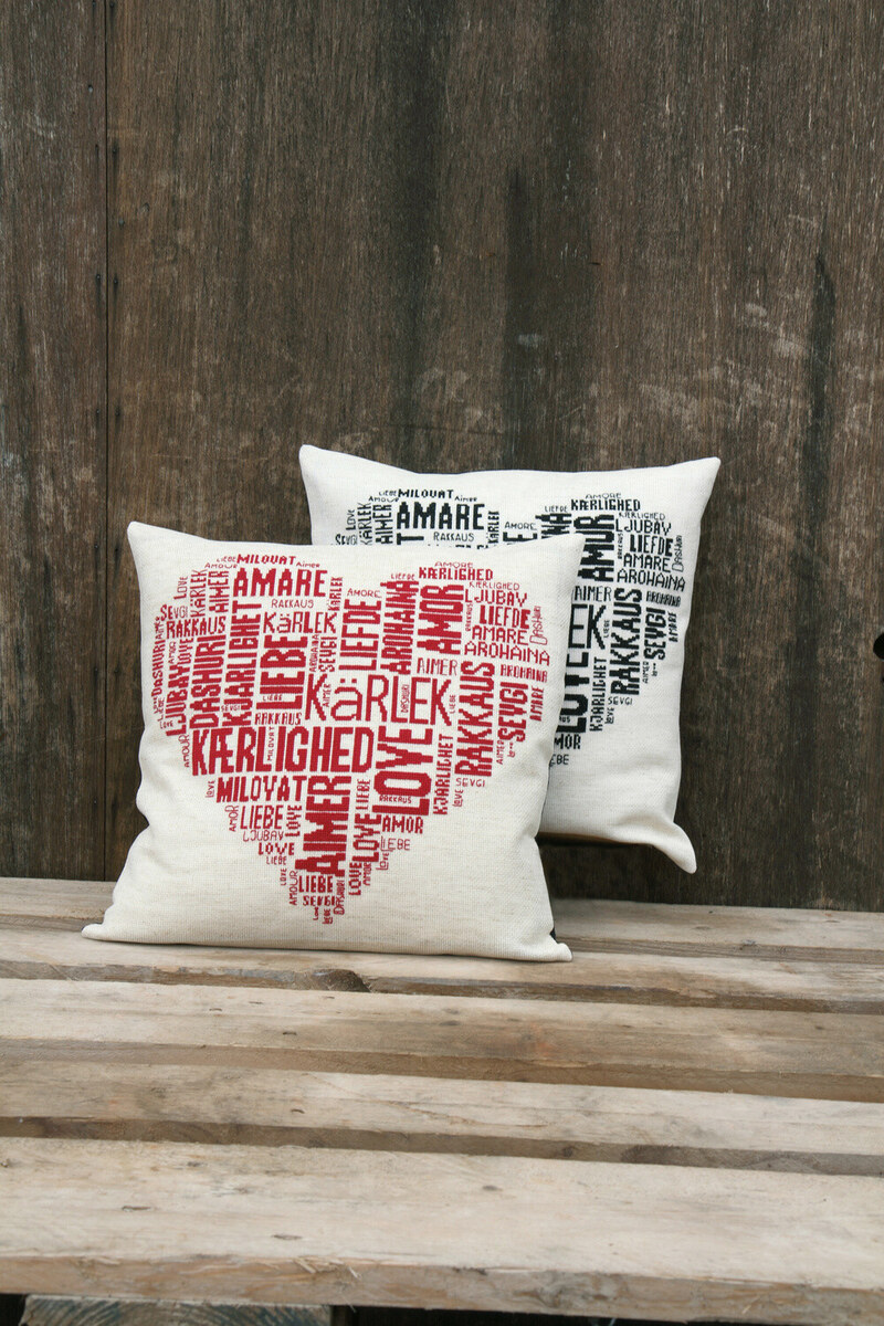 Kit da ricamo Love rosso 39 x 39 cm