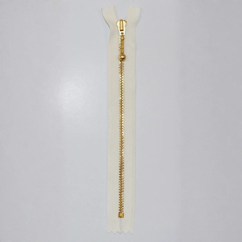 YKK Cerniera Fissa, Ottone, 4 mm 841 Ecru