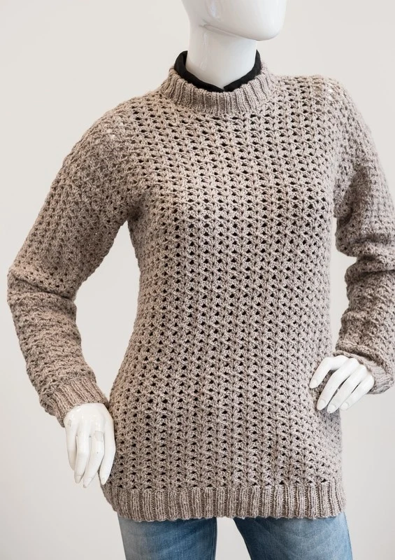 1697 Maglione all&#39;uncinetto con bordi lavorati a maglia