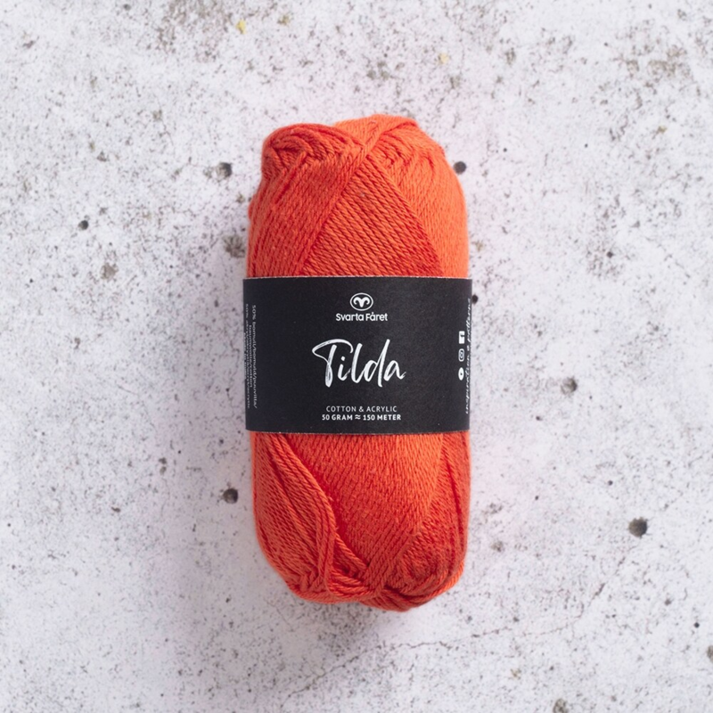 Svarta Fåret Tilda 595 Rosso brillante