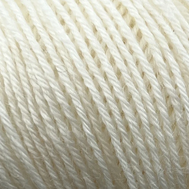 Onion Nettle Sock Yarn 1001 Bianco sporco