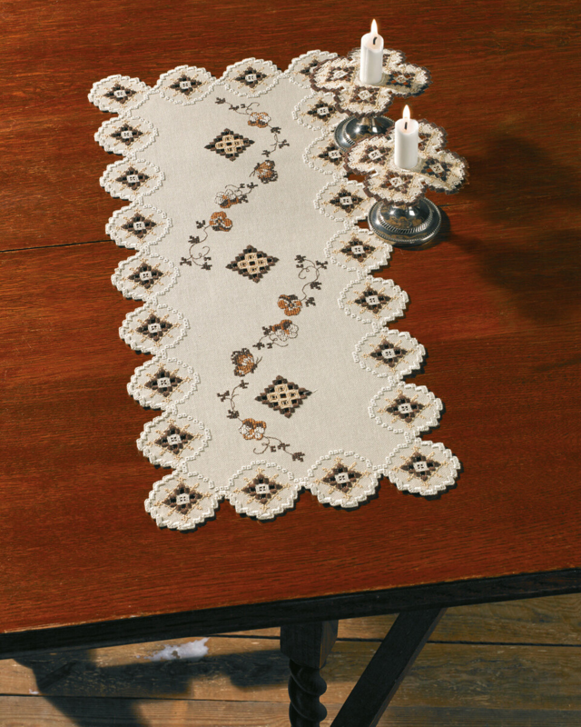 Kit da ricamo Hardanger in beige 29 x 65 cm