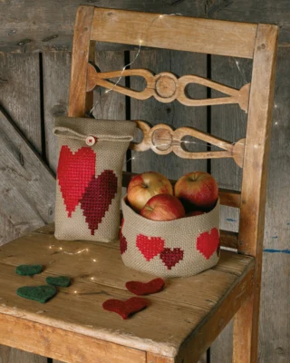 Kit da Ricamo Sacchetti Regalo Cuore 14 x 23 cm