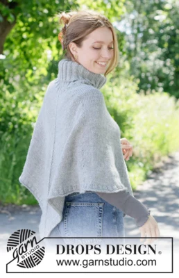 271-28 Hazy Sky Poncho by DROPS Design — 1