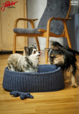 92182 Cestino per cani e zampe di carne