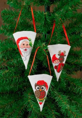 Broderikit Kræmmerhuse Elfi, gufo e Rudolf, 3 pezzi