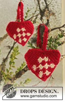 0-527 Cuore di Natale all&#39;uncinetto con motivo