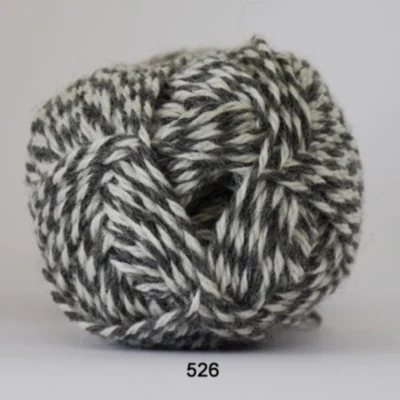 526