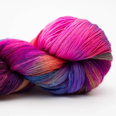 N8726 Holi