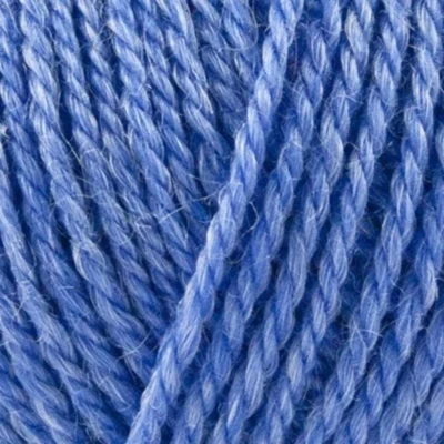 824 Blu mare