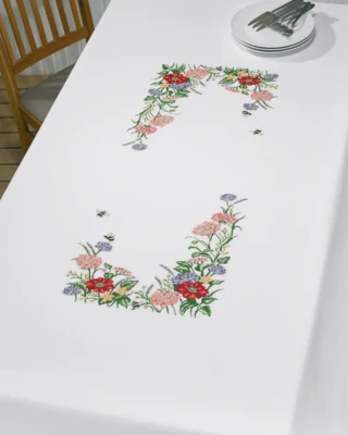Kit Ricamo Fiori di Campo 140 x 230 cm